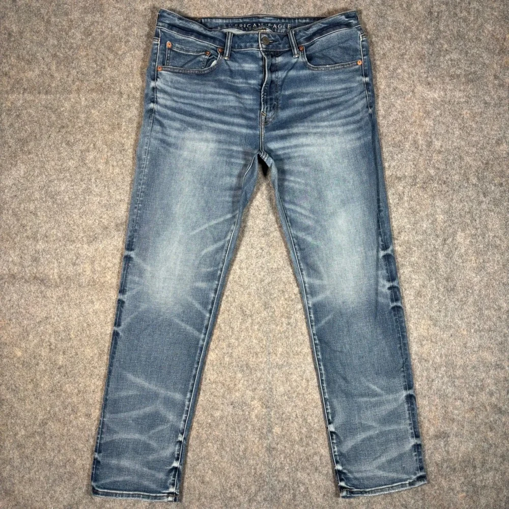 American Eagle Airflex+ Slim Jeans Mens 34x32 (35x31) Medium Blue Faded Whiskers
